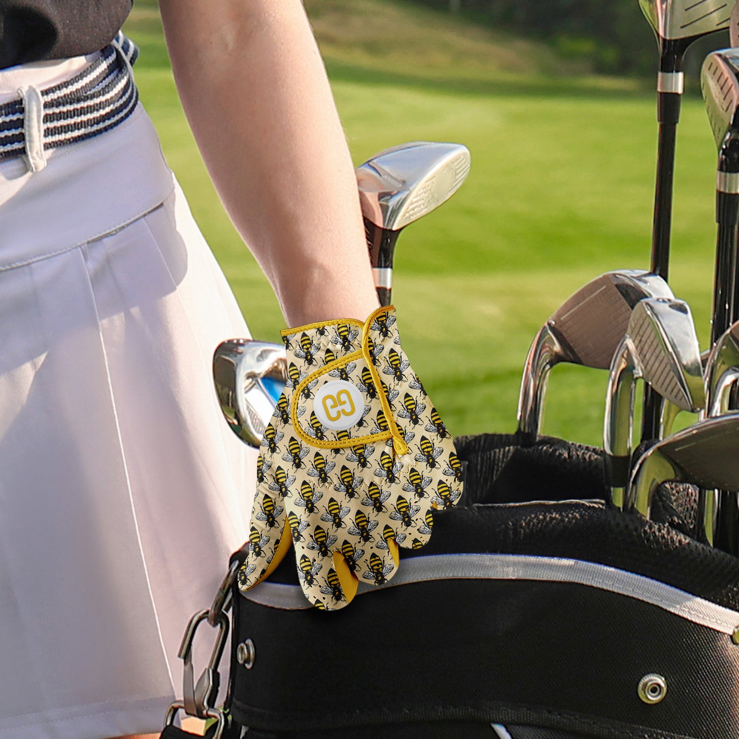 Golden Bee Golf Glove