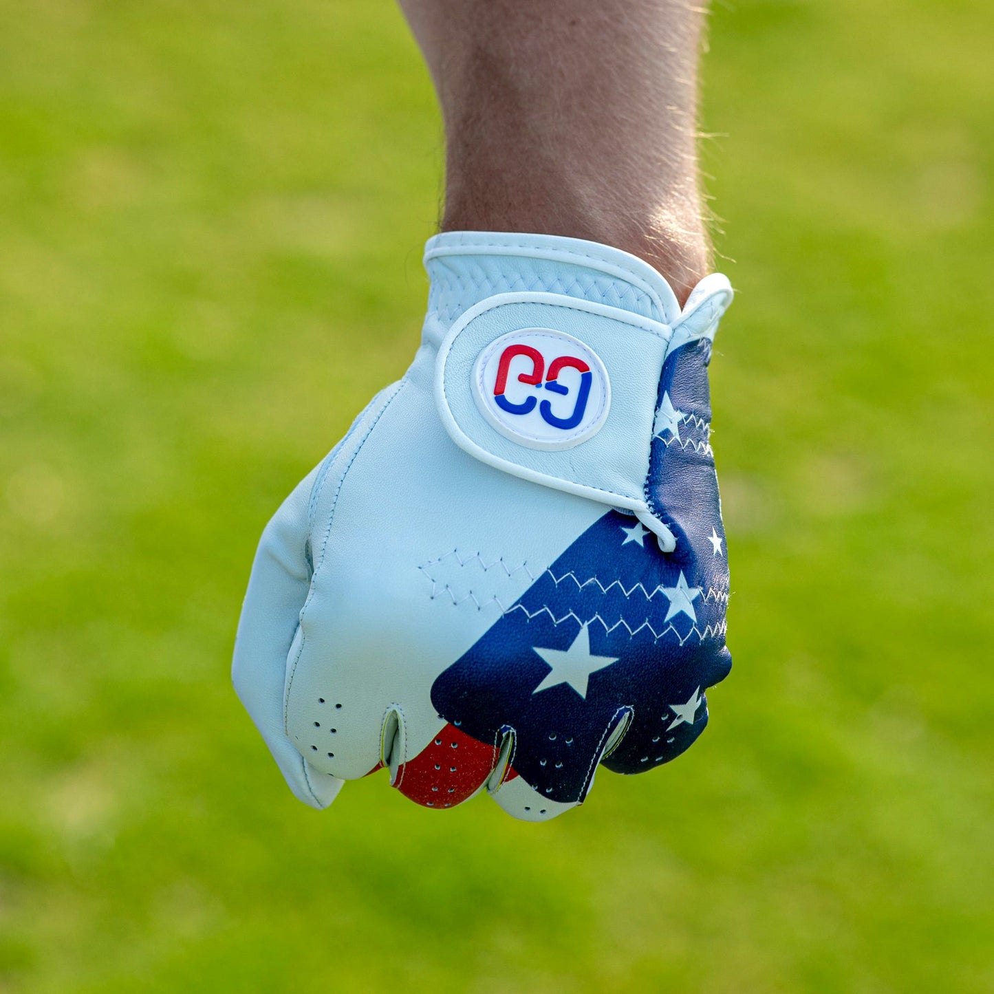 Waving Flag Golf Glove